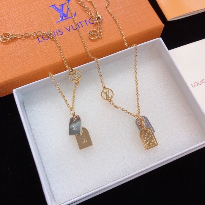 Louis Vuitton Necklaces